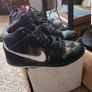 Women Nike Size 8 Retro 1s Shoes